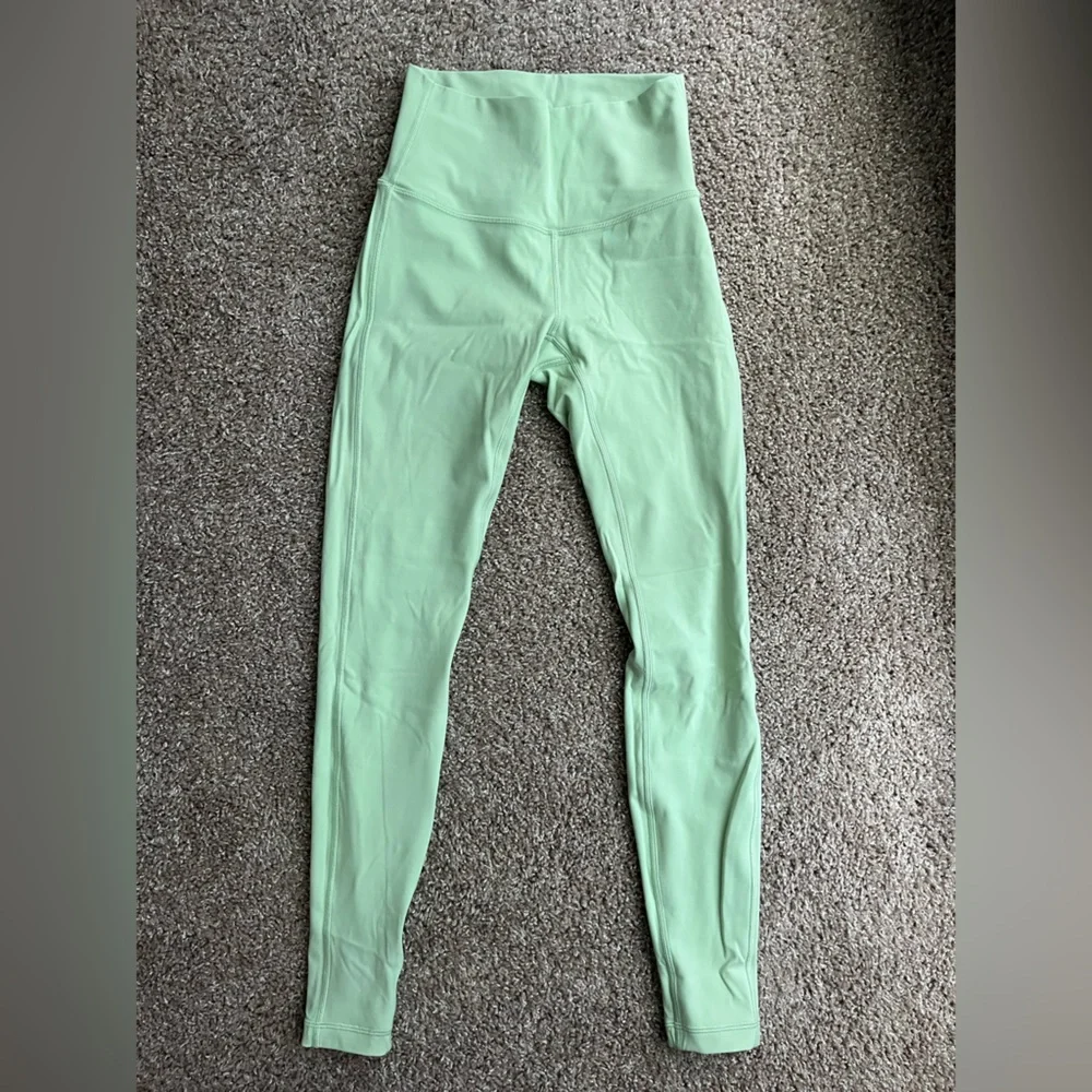 Lululemon Wunder Train Leggings - Picture 1 of 2